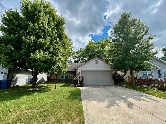 Foto del edificio - Newly Renovated 3 Bedroom 2 Bathroom Ranch...