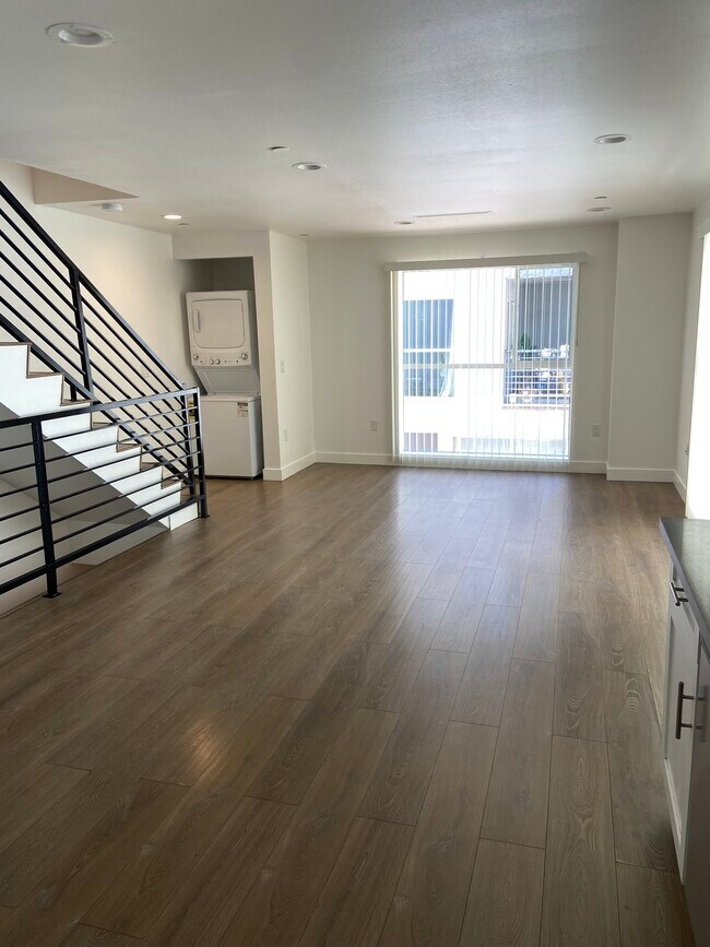 Foto del edificio - 11514 Emelita St