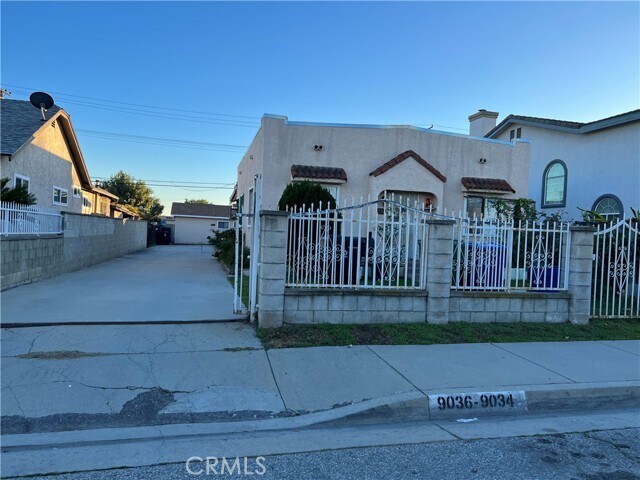 Primary Photo - 9036 Bentel Ave