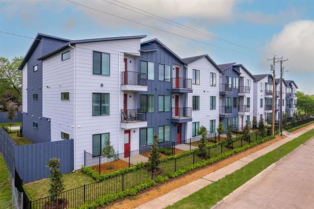 Foto del edificio - 3235 Dallas St