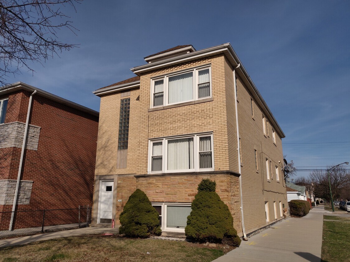 Primary Photo - 4959 S Kildare Ave