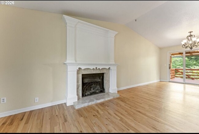 Building Photo - 13920 SE Bush St