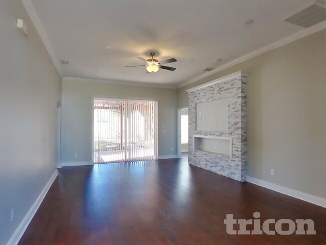 Building Photo - 15206 Markham Dr