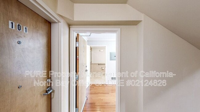 Building Photo - 3051 San Bruno Ave