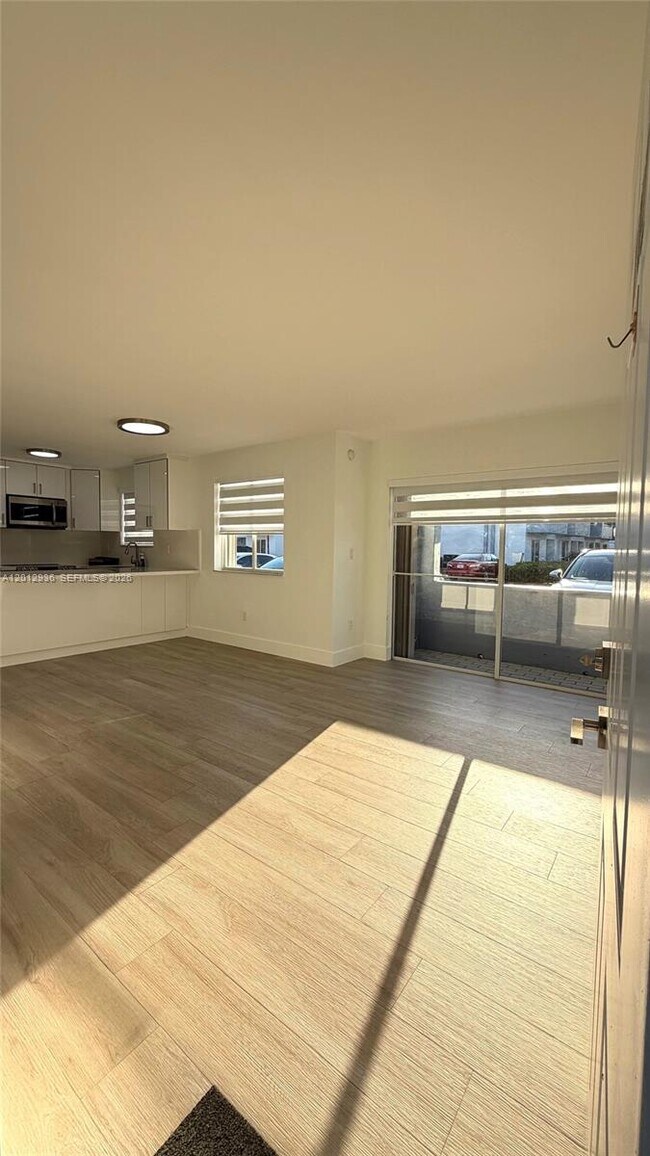 Foto del edificio - 6223 SW 131st Ct
