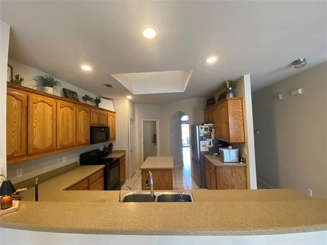 Foto del edificio - 6037 Horse Trap Dr