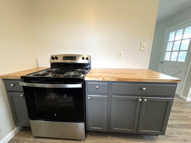 Backsplash coming... - 424 Lemmon St