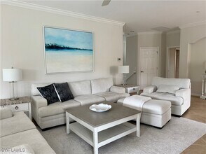 Building Photo - 9498 Napoli Ln