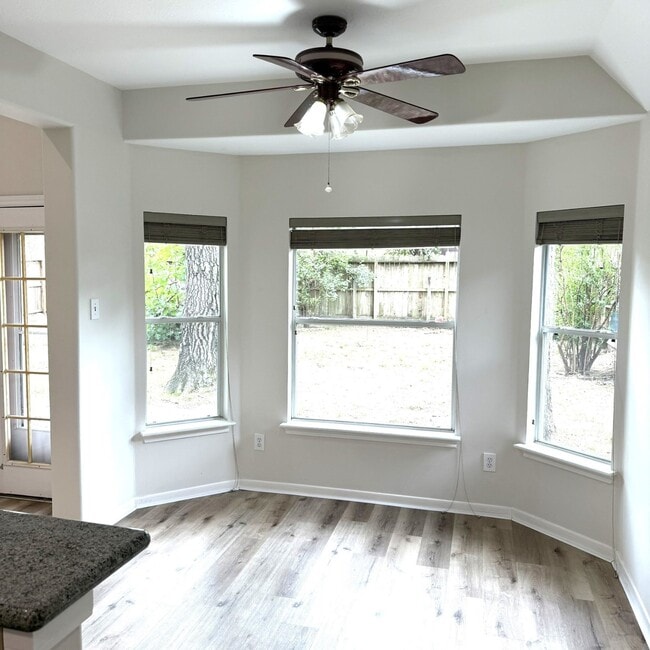 Foto del edificio - 2203 Blossom Creek Trail