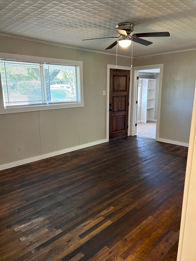 Building Photo - 2720 Speight Ave