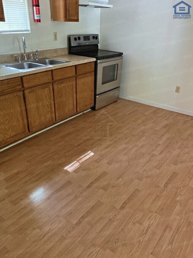 Foto del edificio - 157 Bybee Woods Dr