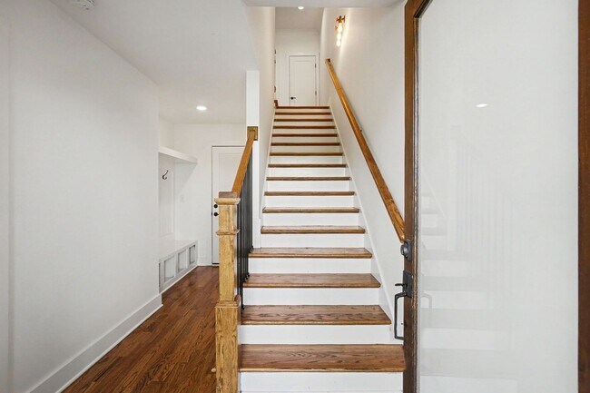 Photo - Downtown Views with Contemporary Comfort! Townhome