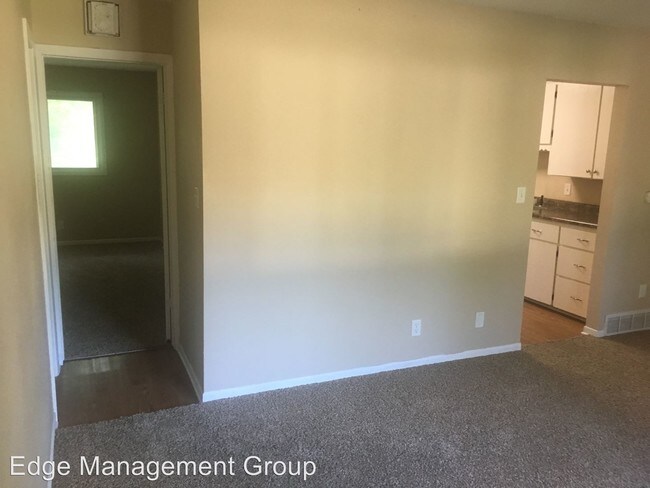 Foto del edificio - 2 br, 1.5 bath Apartment - 1676 W. Gilbert