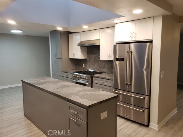 Building Photo - 24662 La Plata Dr