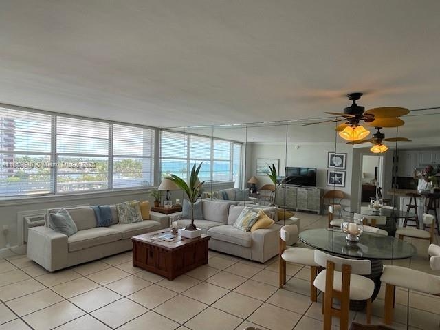Foto del edificio - 5313 Collins Ave