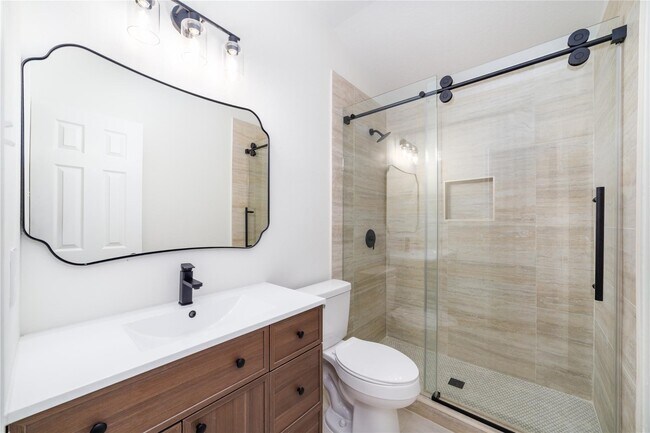 Foto del edificio - 5034 Forest Sage Ln