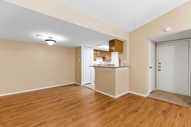 Building Photo - 14777 Wunderlich Dr