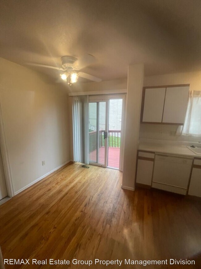 Foto del edificio - 3 br, 2.5 bath House - 6969 Yellowpine Drive