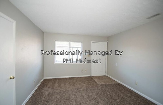 Foto del edificio - 3901 N Grand Ave