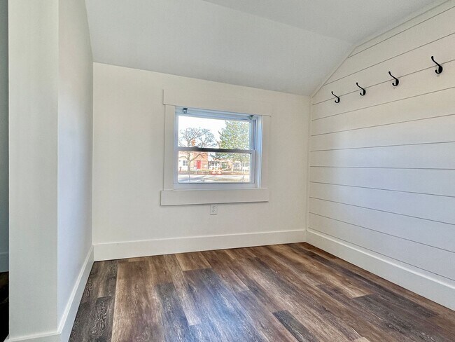 Foto del edificio - Fresh, Fun & Close to Elk Lake