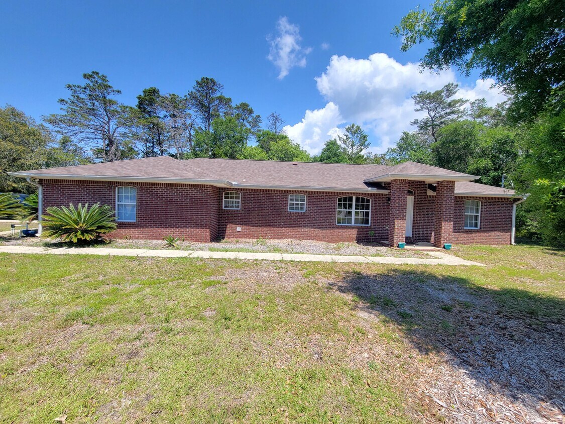 6592 Codell St, Navarre, FL 32566 House Rental in Navarre, FL