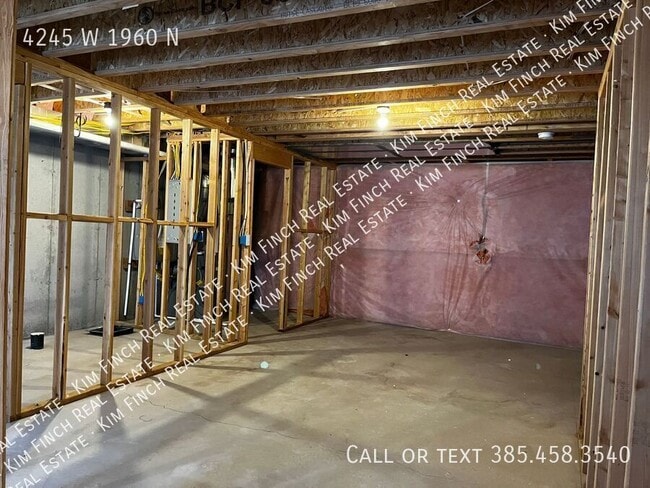 Building Photo - 4245 W 1960 N