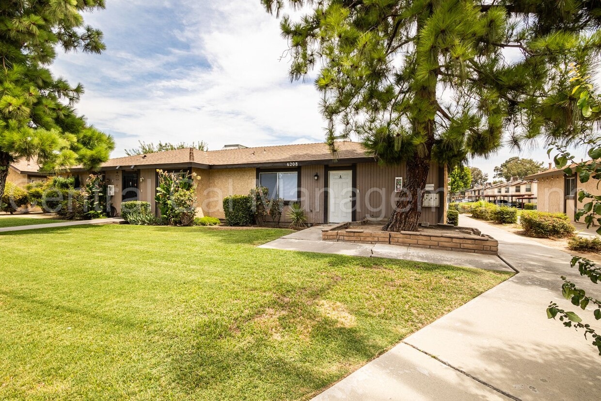 Primary Photo - 6208 Stine Rd