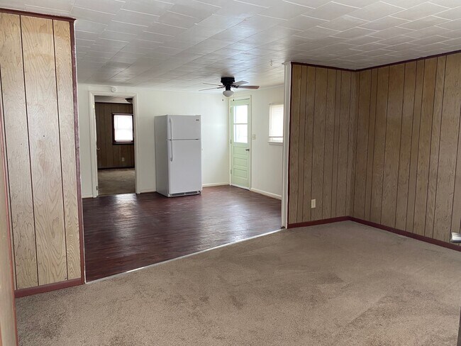 Building Photo - 2468 NY-19