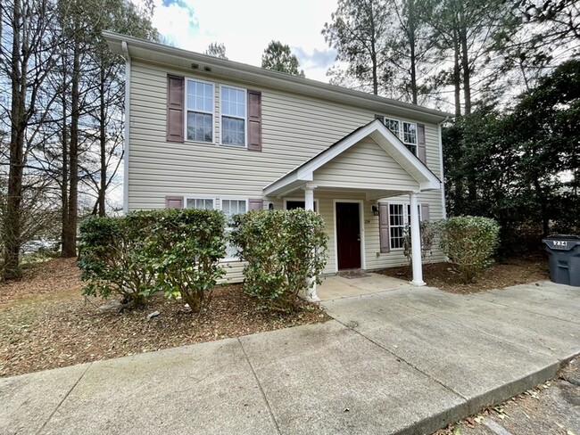Building Photo - 234 Bass Lake Rd