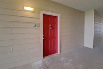 Building Photo - 2320 Gracy Farms Ln