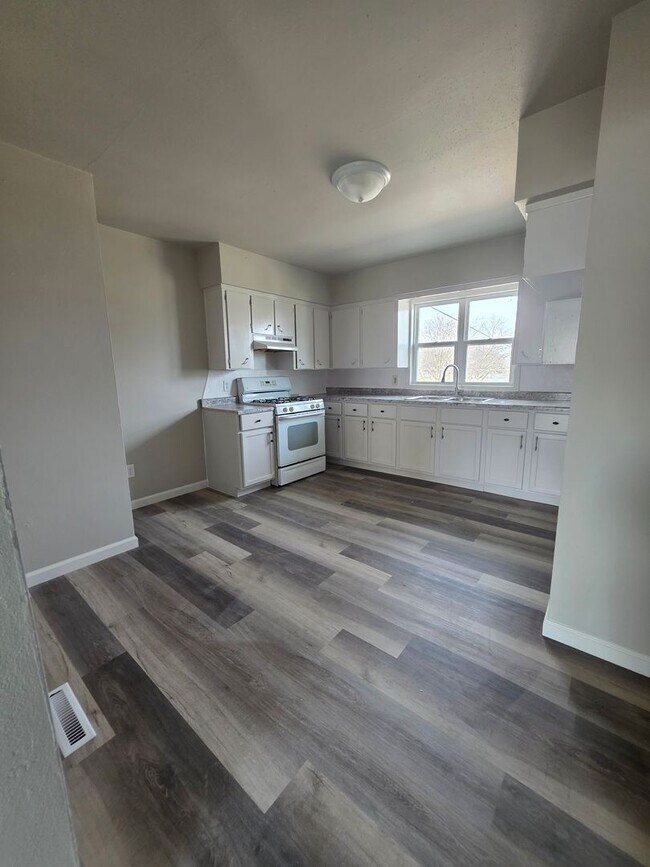 Foto del edificio - 226 Palmer Dr