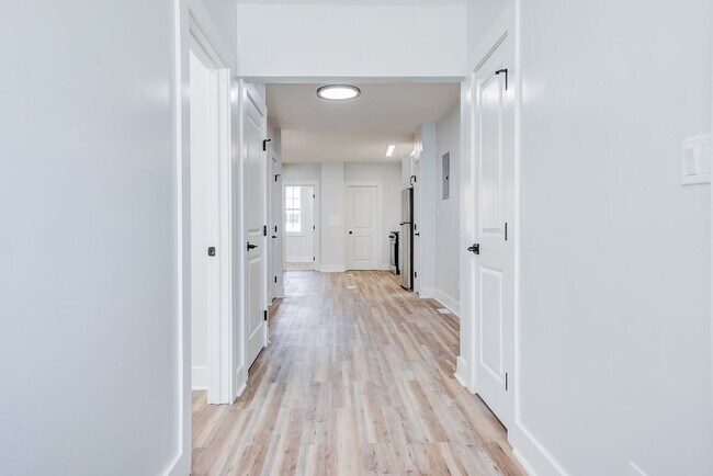 Foto del edificio - 3012 Nelson Pl SE