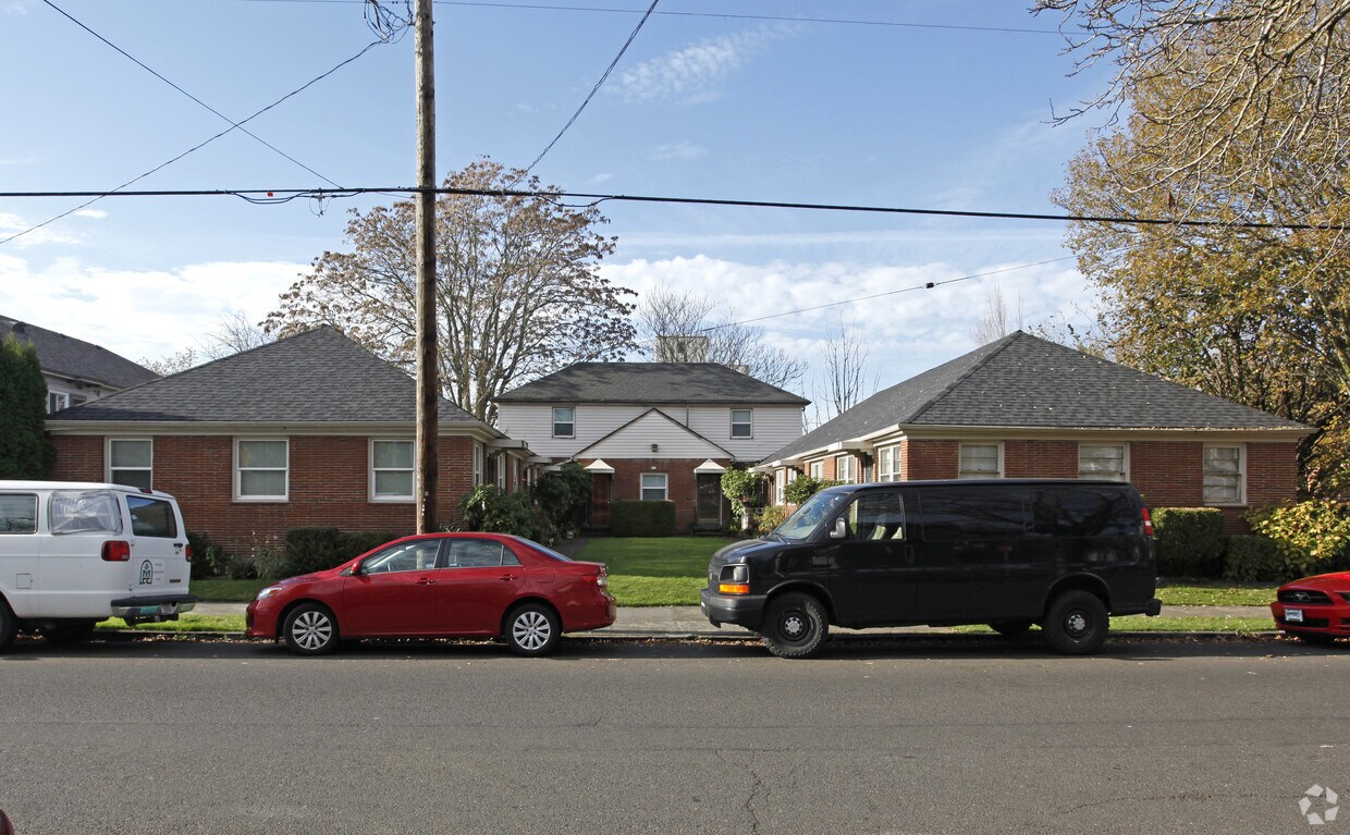 Foto principal - 135 NE 18th Ave