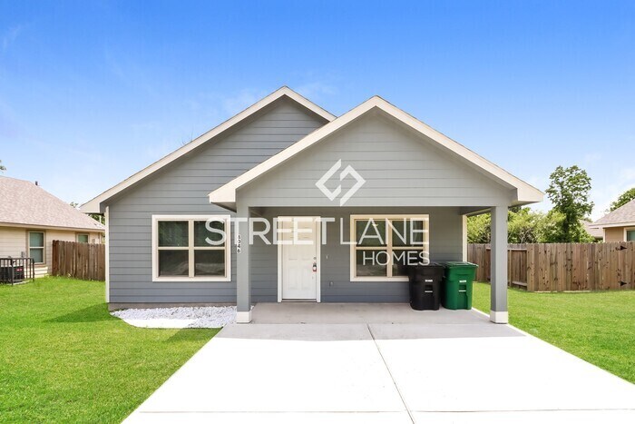 Primary Photo - Charming 3 Bedroom in Houston!