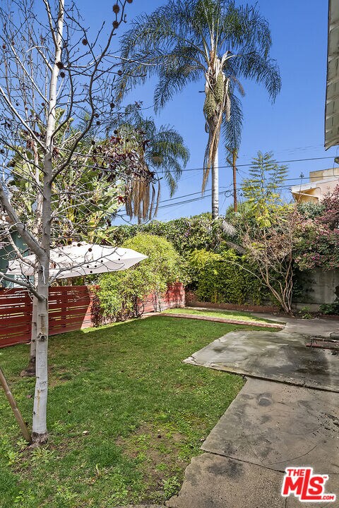 Foto del edificio - 2983 Sunnynook Dr