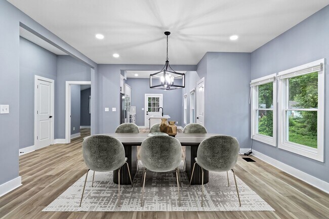 Foto del edificio - Stunning Fully Renovated Home in the Heart of Historic Oakland City