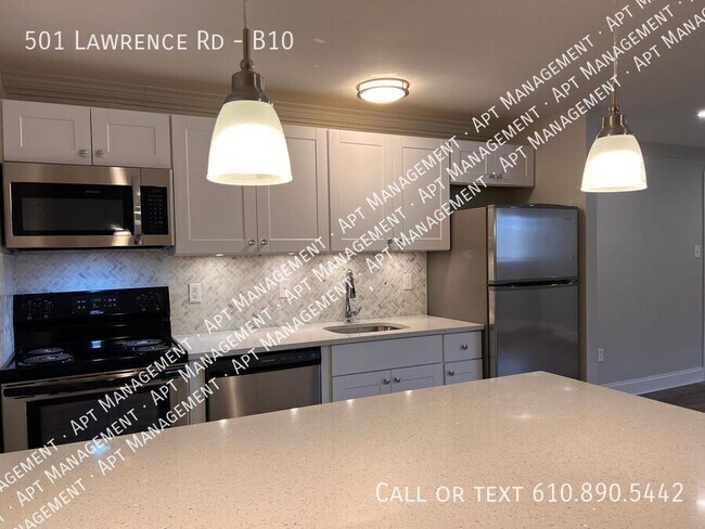 Foto del edificio - 501 Lawrence Rd