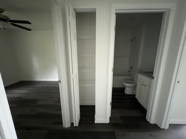 Foto del edificio - 18 Maple Ln