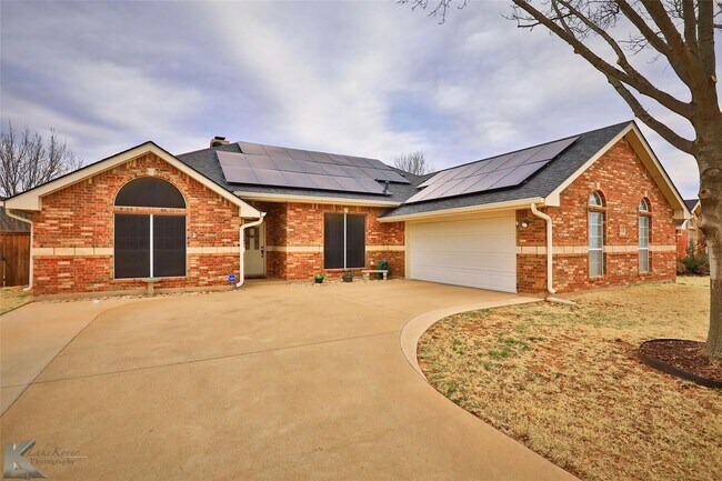 Foto del edificio - 5434 Willow View Rd