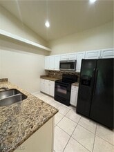 Building Photo - 1422 SW 47th Terrace