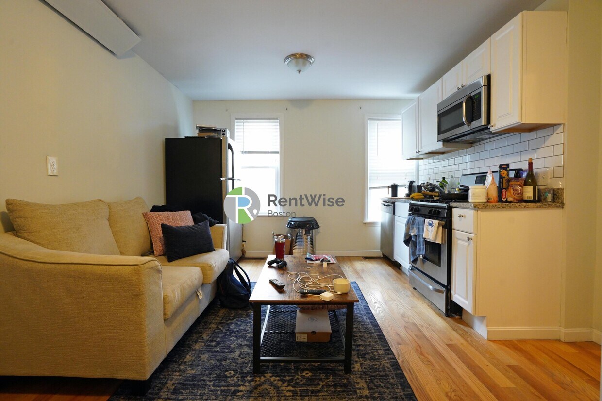 Primary Photo - 36 L St