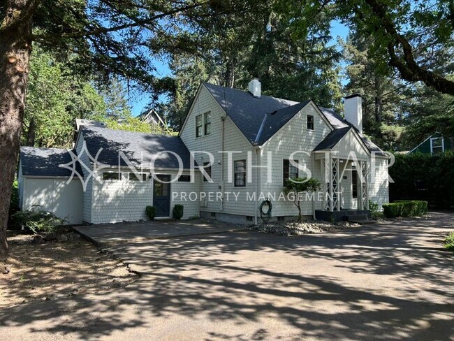 Foto del edificio - Newly Remodeled Lake Oswego Cottage With Lake Access.