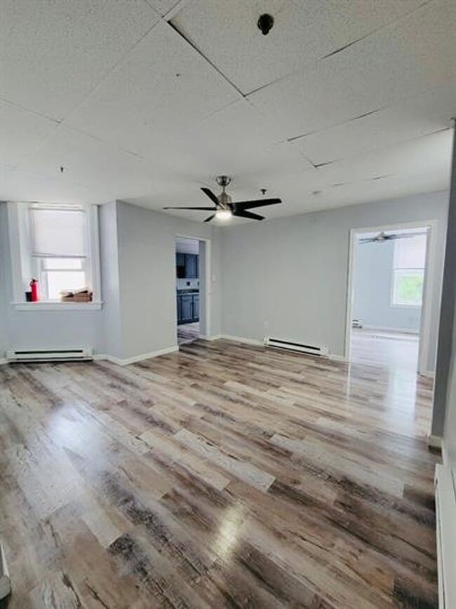 Building Photo - Newly-Renovated 2-Bedroom Apartment