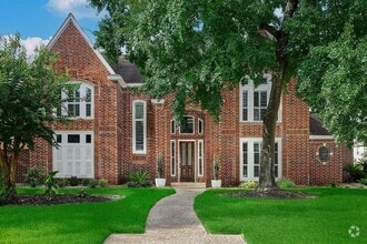 Building Photo - 2 Silverstrand Pl