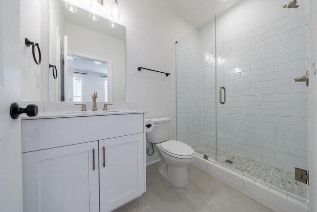 Foto del edificio - 215 Midnight Oak Run