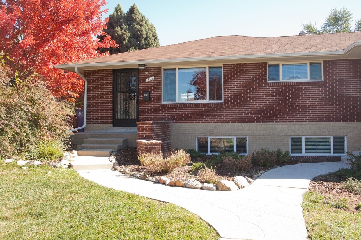 Foto principal - 2Bed/2Bath Home in Sloan's Lake