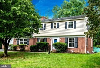 Building Photo - 205 E Ring Factory Rd