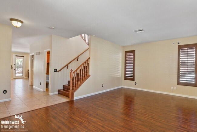 Foto del edificio - Beautiful 4Bdm 2.5Ba Tuscan-Inspired Home Located in the Norterra Area of Phoenix!