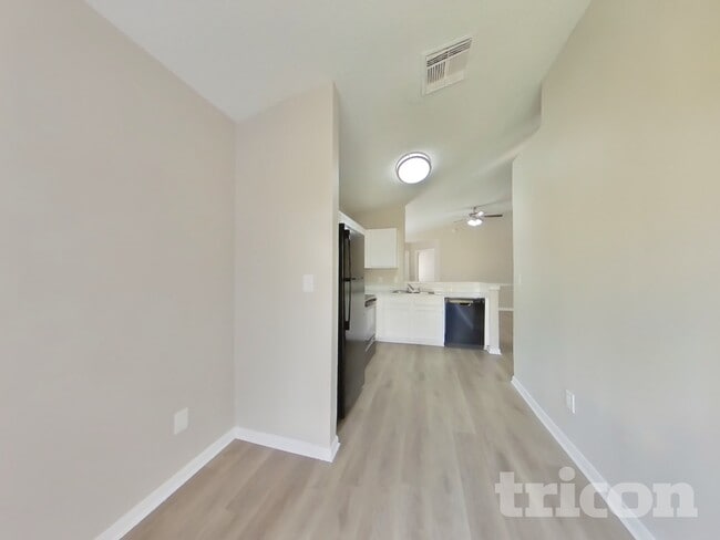 Foto del edificio - 3134 Boynton Dr