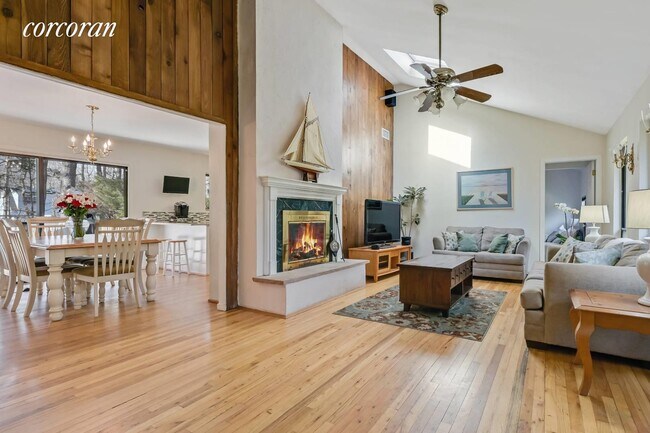 Building Photo - 15 Bryant St